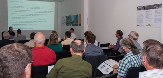 14_05_22 Bild Seminar (web 530x253)_Smart Skript