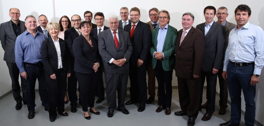 14_06_17 Gründung Initiative Impulse für den Wohnungsbau HESSEN (Bild 4505) (web 530x253)_Boeckheler